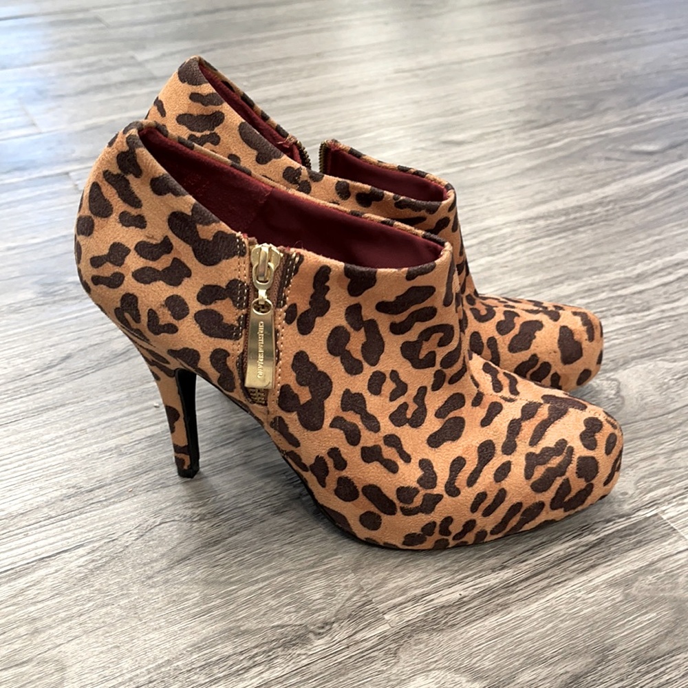 Christian Siriano leopard booties sz 8 EUC